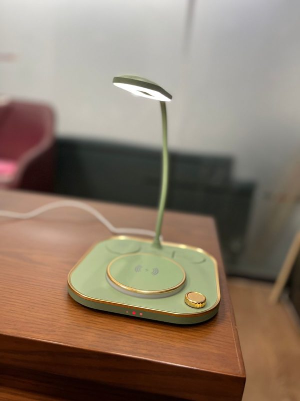 Wireless Charger with Lamp